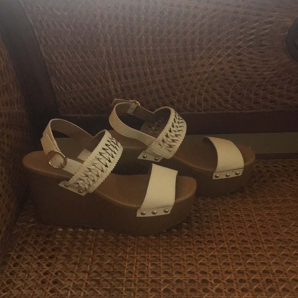 Platform flatform white shoes, woven, leather